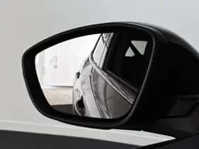 Peugeot 2008 (2020) thumbnail 25