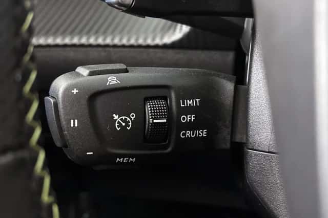 Peugeot 2008 (2020) thumbnail 29