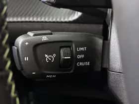 Peugeot 2008 (2020) thumbnail 29