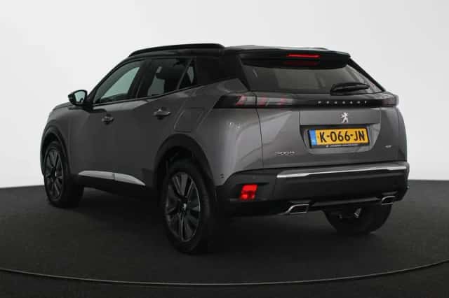 Peugeot 2008 (2020) thumbnail 4