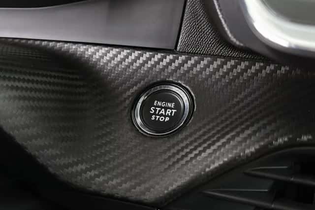 Peugeot 2008 (2020) thumbnail 35