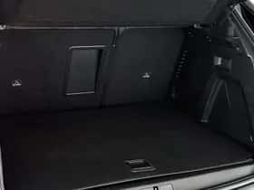 Peugeot 3008 (2022) thumbnail 11