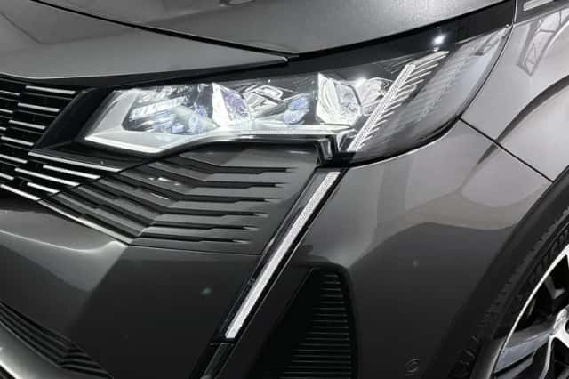 Peugeot 3008 (2022) thumbnail 21