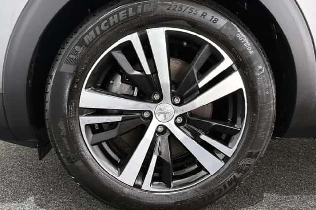 Peugeot 3008 (2022) thumbnail 24