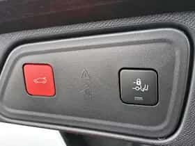 Peugeot 3008 (2022) thumbnail 39