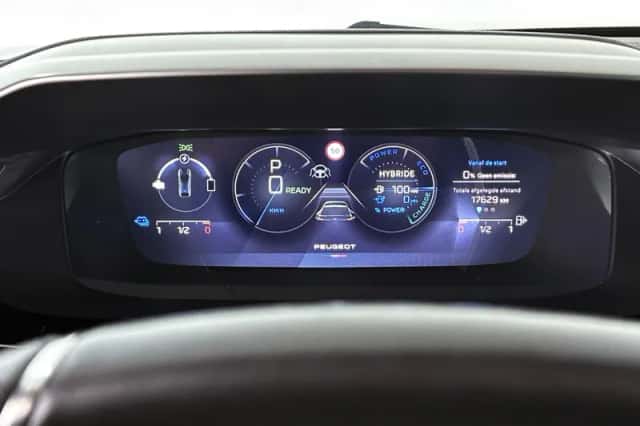 Peugeot 408 (2024) thumbnail 11