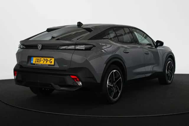 Peugeot 408 (2024) thumbnail 3