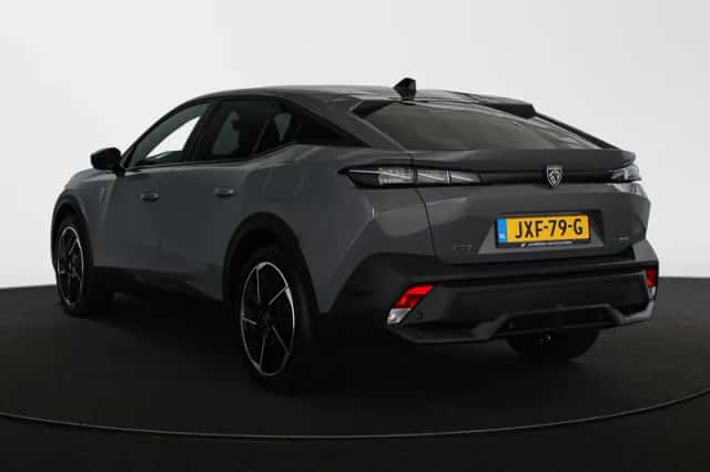 Peugeot 408 (2024) thumbnail 4