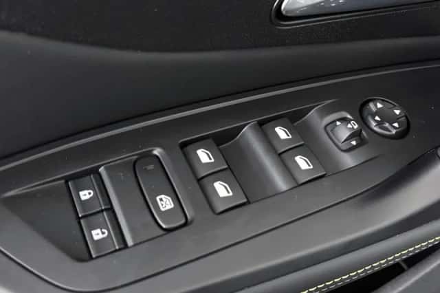 Peugeot 408 (2024) thumbnail 32