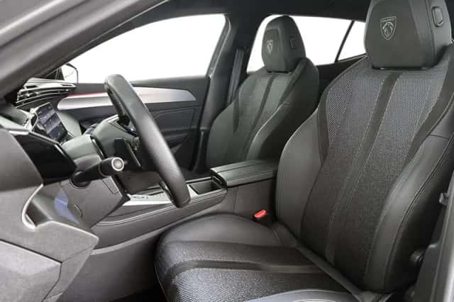 Peugeot 408 (2024) thumbnail 6