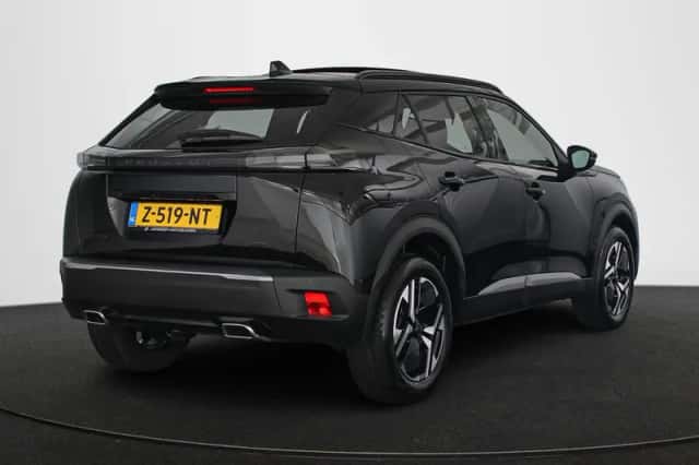 Peugeot 2008 (2024) thumbnail 3