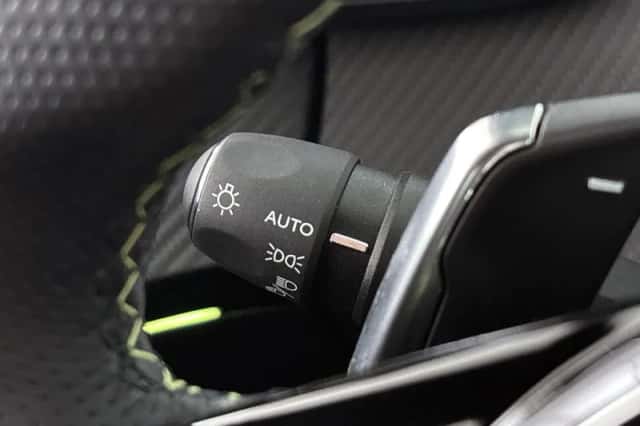 Peugeot 2008 (2024) thumbnail 34