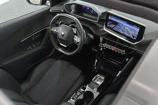 Peugeot 2008 (2024) thumbnail 38