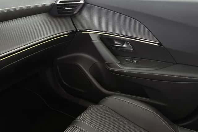 Peugeot 2008 (2024) thumbnail 39