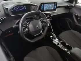 Peugeot e-2008 (2022) thumbnail 5