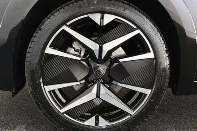 Peugeot 208 (2024) thumbnail 21