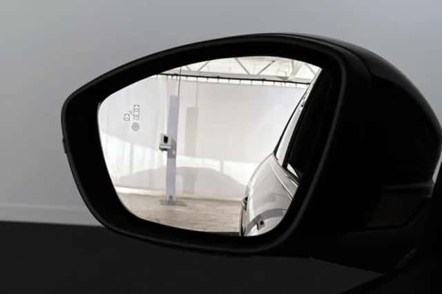 Peugeot 208 (2024) thumbnail 24