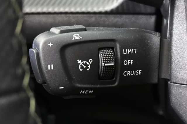 Peugeot 208 (2024) thumbnail 28