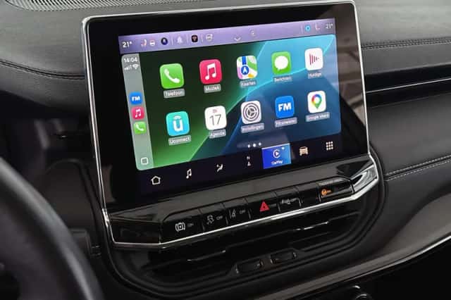 Jeep Compass (2023) thumbnail 18