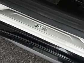 Jeep Compass (2023) thumbnail 19