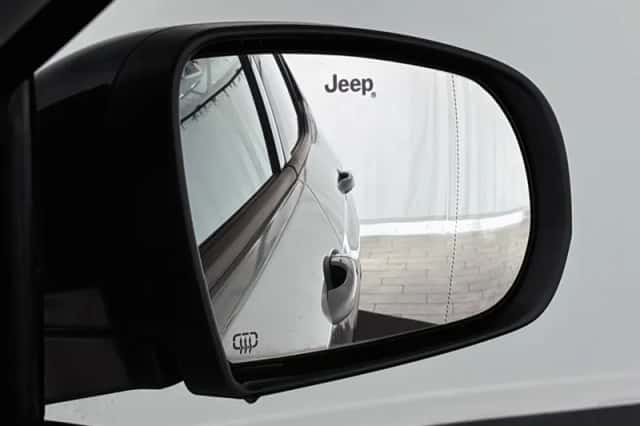 Jeep Compass (2023) thumbnail 29
