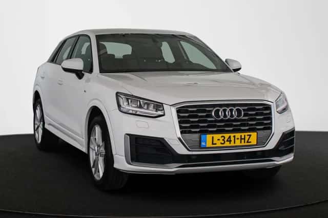 Audi Q2 (2017) thumbnail 2