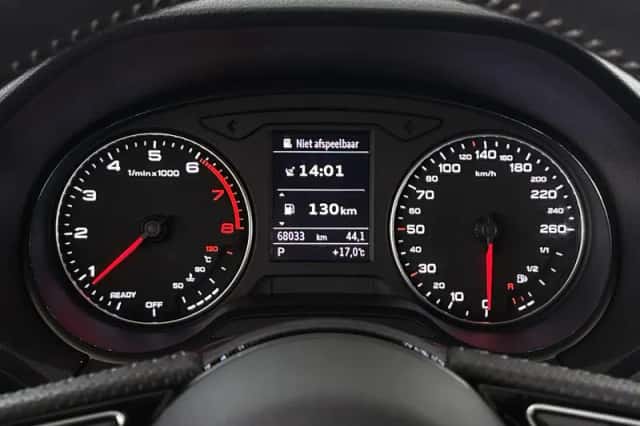 Audi Q2 (2017) thumbnail 24