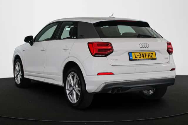 Audi Q2 (2017) thumbnail 4