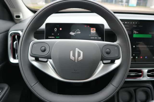 Leapmotor B10 (2026) thumbnail 10