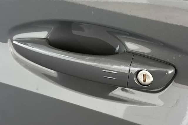 Peugeot 208 (2025) thumbnail 17