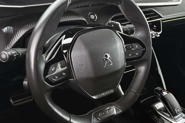Peugeot 208 (2022) thumbnail 12