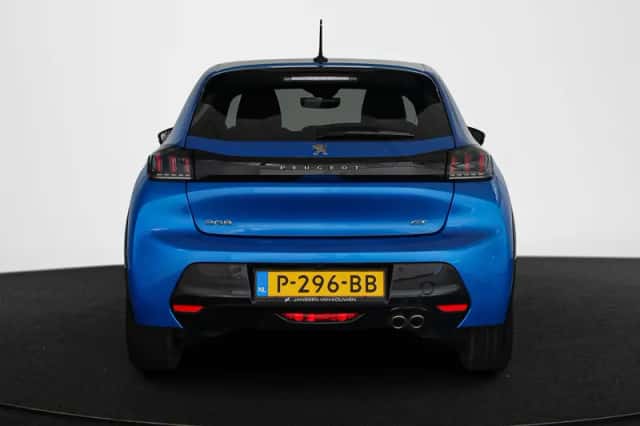 Peugeot 208 (2022) thumbnail 15