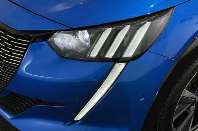 Peugeot 208 (2022) thumbnail 19