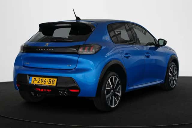 Peugeot 208 (2022) thumbnail 3