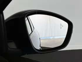 Peugeot 208 (2022) thumbnail 25