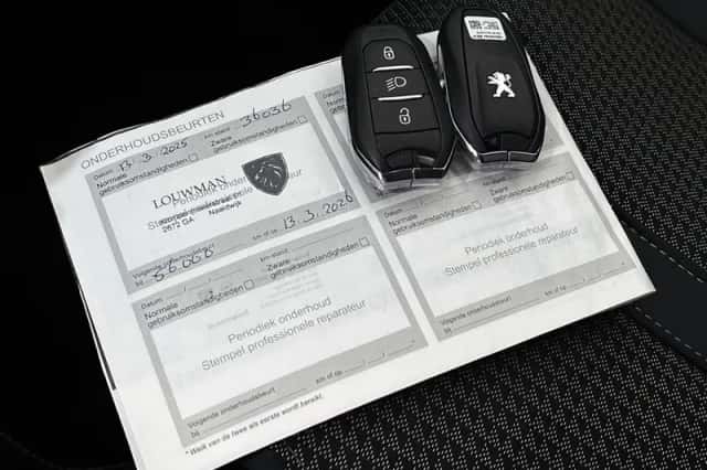 Peugeot 208 (2022) thumbnail 28