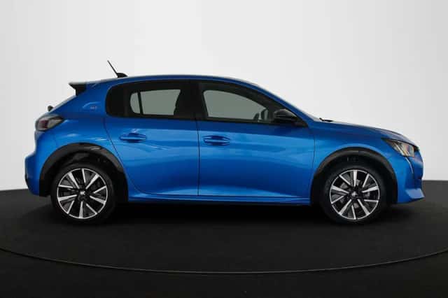 Peugeot 208 (2022) thumbnail 32