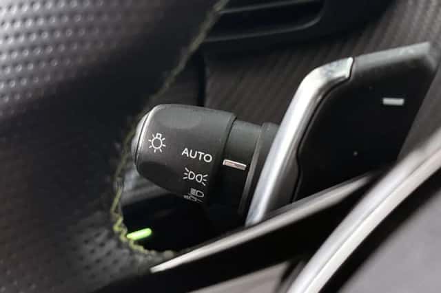 Peugeot 208 (2022) thumbnail 36