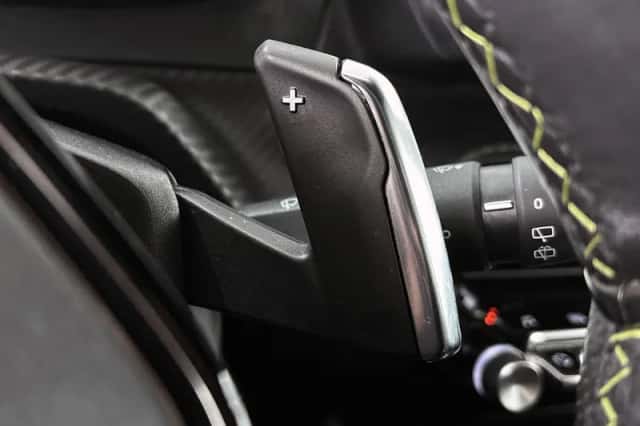 Peugeot 208 (2022) thumbnail 38