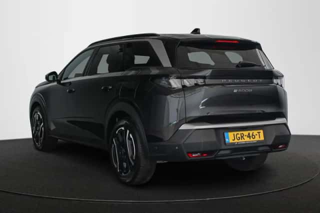 Peugeot E-5008 (2025) thumbnail 4