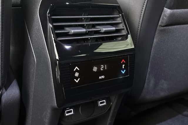 Peugeot E-5008 (2025) thumbnail 34