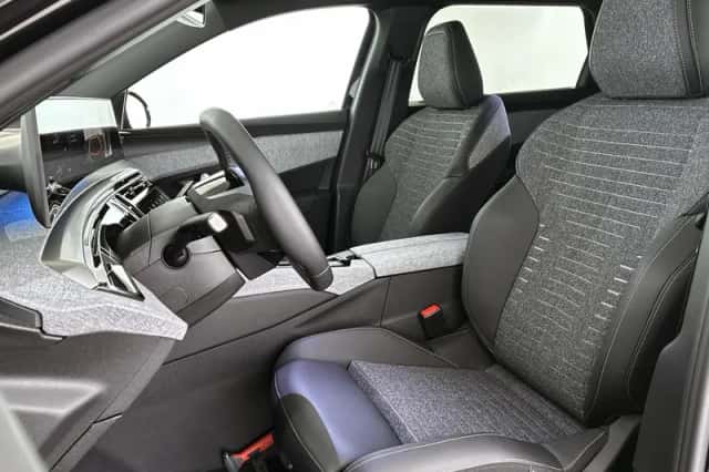 Peugeot E-5008 (2025) thumbnail 6