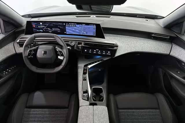 Peugeot E-5008 (2025) thumbnail 7