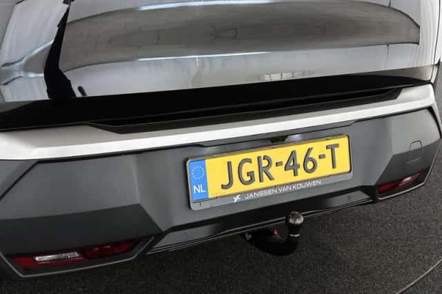 Peugeot E-5008 (2025) thumbnail 10