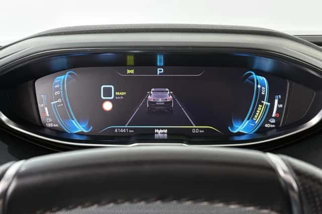 Peugeot 3008 (2023) thumbnail 12