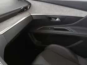 Peugeot 3008 (2023) thumbnail 21