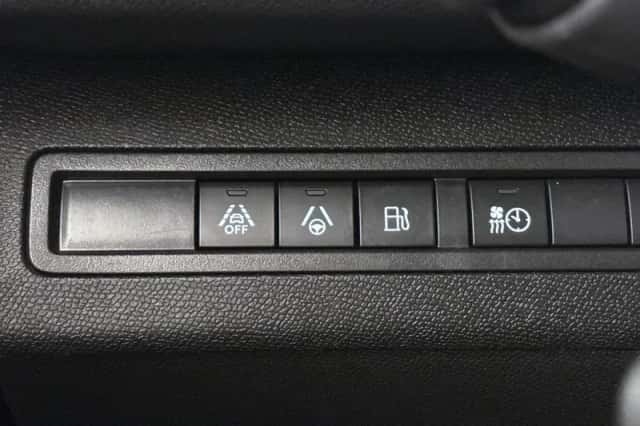Peugeot 3008 (2023) thumbnail 27