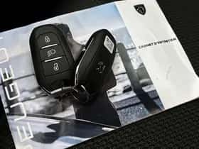 Peugeot 3008 (2023) thumbnail 29
