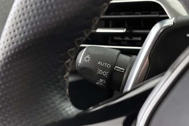 Peugeot 3008 (2023) thumbnail 38