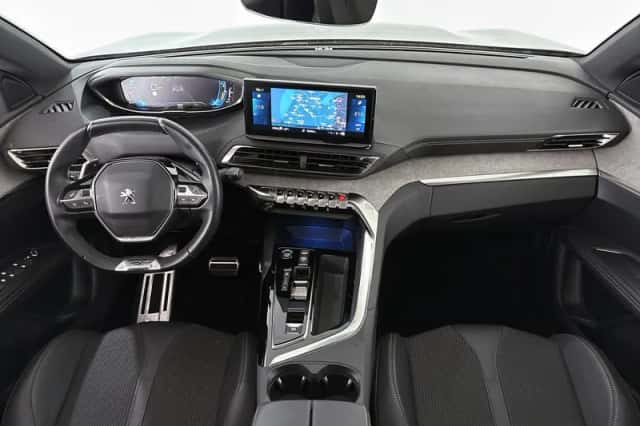Peugeot 3008 (2023) thumbnail 7